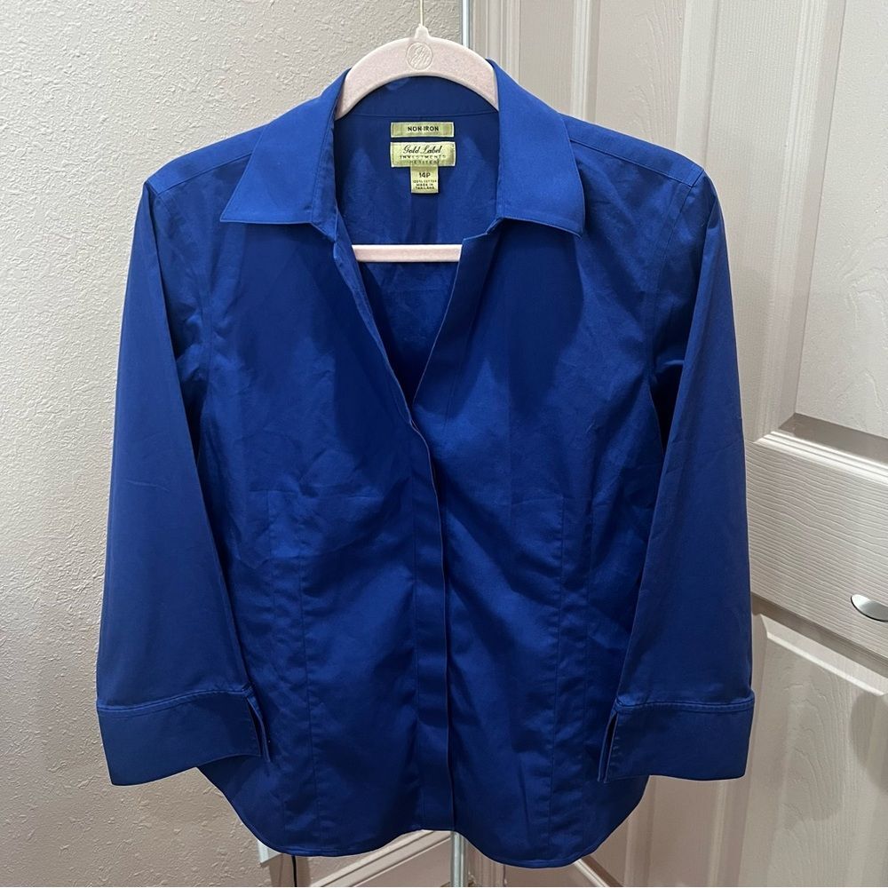 Taylor Gold Label Non-Iron 3/4 Sleeve Button
Front Shirt